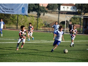 Aliağa’da Sezer Erşan Futbol Turnuvası