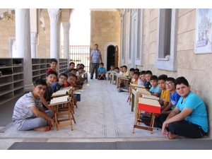 Kula’da Kur’an Kurslarına Yoğun İlgi