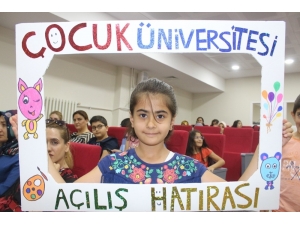 Van’da ‘Çocuk Üniversitesi’ Açılışı