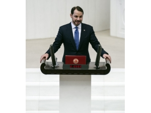 Hazine Ve Maliye Bakanı Berat Albayrak Oldu.