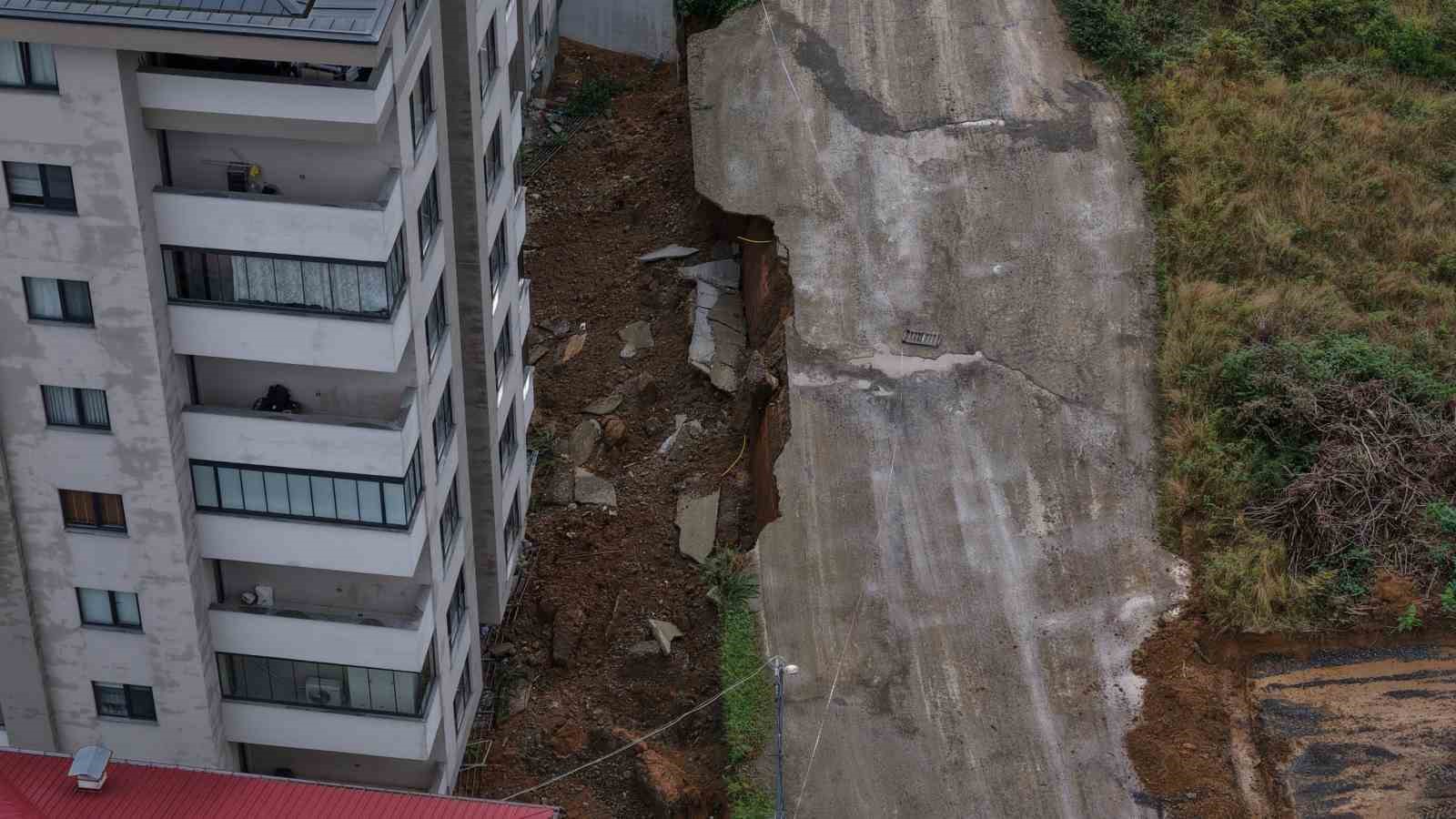 trabzon-da-saganak-hayati-olumsuz-etkiledi