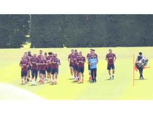 Trabzonspor’da Burak Yılmaz Takımla Çalışmalara Başladı