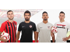Gazişehir’in Yeni Sezon Formaları Tanıtıldı