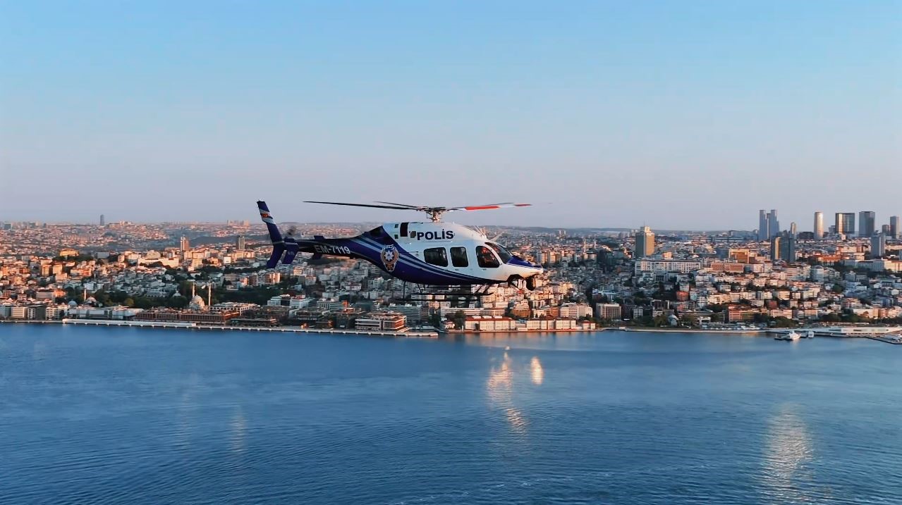 istanbul-emniyet-mudurlugunden-gok-kubbe-de-mavi-vatan-da-sanli-topraklarda-istanbul-emniyeti-her-yerde-paylasimi