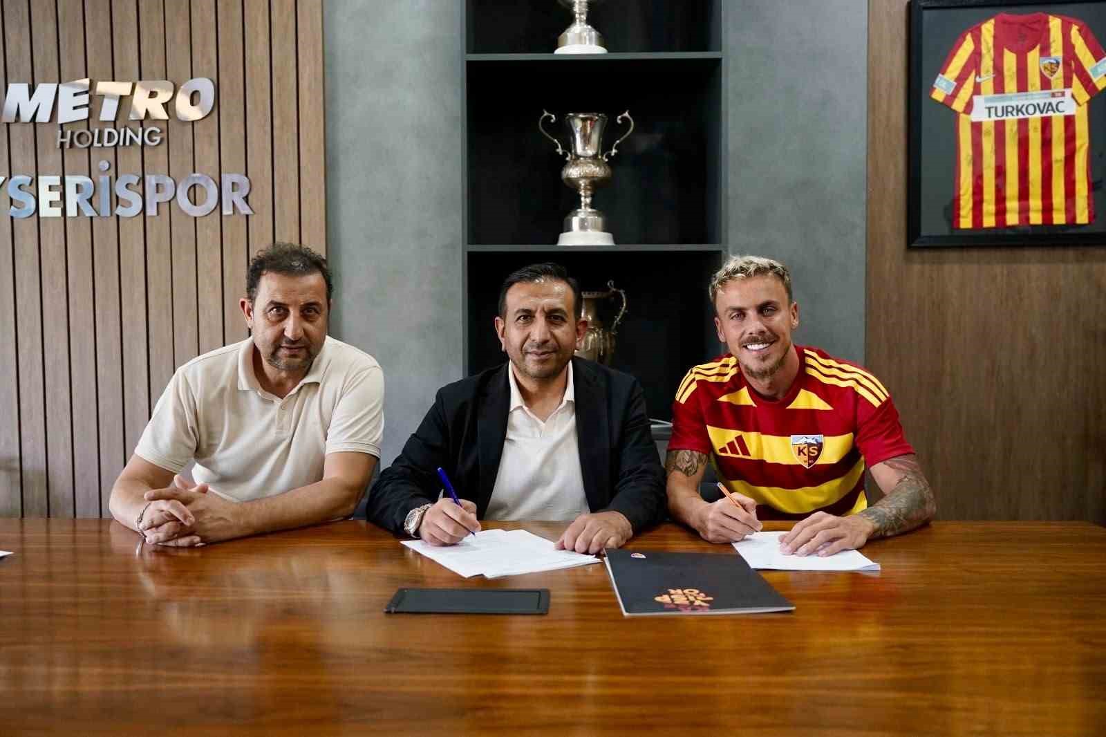 kayserispor-da-8-yabancinin-lisansi-cikti