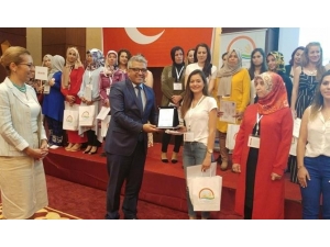 Kadın Girişimciler Ödüllerini Aldılar