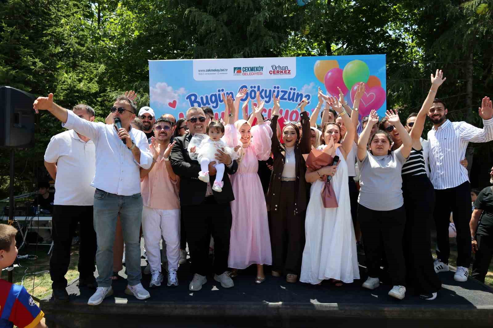 cekmekoy-de-cemre-alya-ya-tedavi-yolculugu-oncesi-anlamli-ugurlama