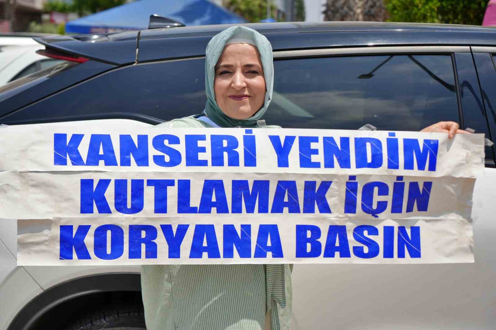 antalya-trafiginde-kornalar-kanseri-yenen-kadin-icin-caldi