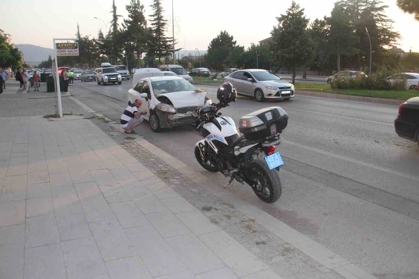 konya-da-zincirleme-trafik-kazasi-3-yarali
