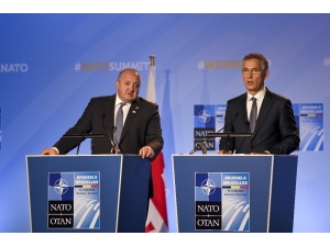 Nato Genel Sekreteri Stoltenberg: "Gürcistan Nato Üyesi Olacak"
