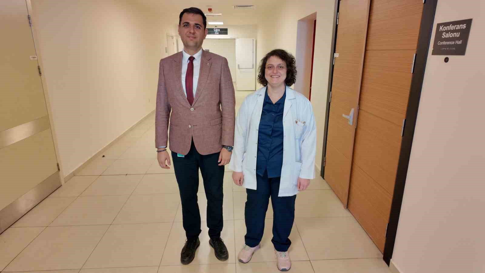 sehir-hastanesinden-uzmanlik-alan-ilk-hekim-dr-ulku-busra-bayram-oldu