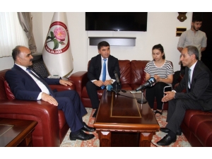 Özbekistan’ın Gül Şehri Nemengan’dan Türkiye’nin Gül Diyarı Isparta’ya Ziyaret