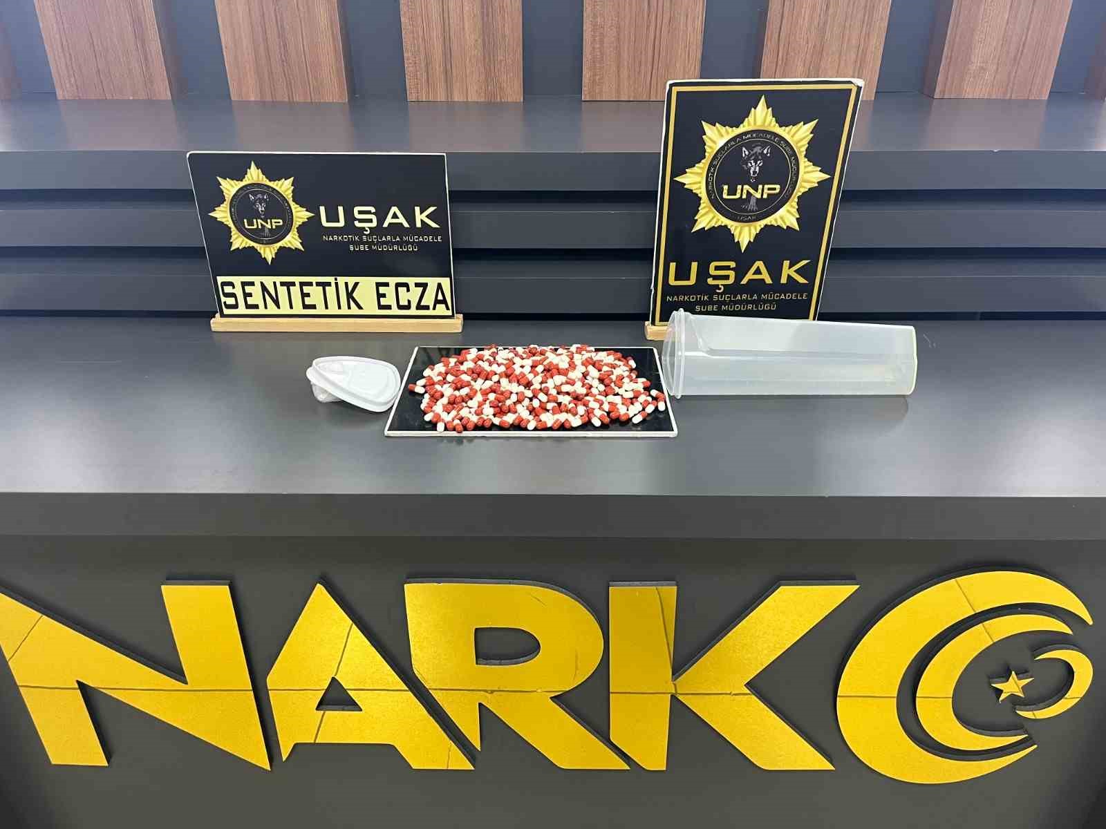 usak-ta-uyusturucu-operasyonlarinda-17-supheli-tutuklandi