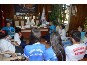 Sesiz Adımlardan Ses Getiren Başarı