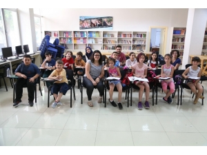 Çocuklar Halk Merkezleri’nde Farklı Kültürleri Tanıyor