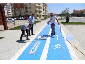 Burhaniye’de 1,5 Kilometrelik Bisiklet Yolu