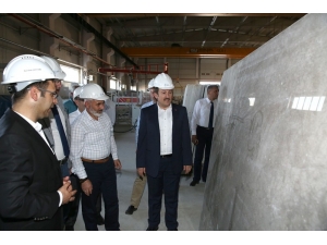 Doğal Taş Fabrikasında İşlenen Ürünler İlk 6 Ayda 11 Ülkeye Pazarlandı