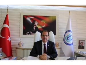 Bayburt Üniversitesi Rektörü Prof. Dr. Coşkun’dan 15 Temmuz Mesajı