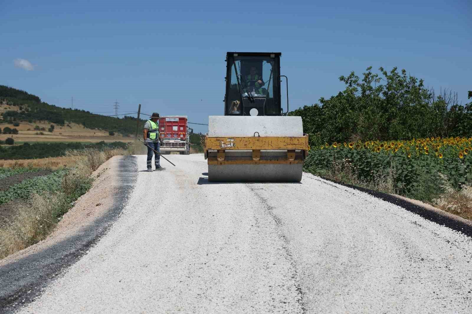 buyuksehir-nilufer-de-yollari-yeniliyor