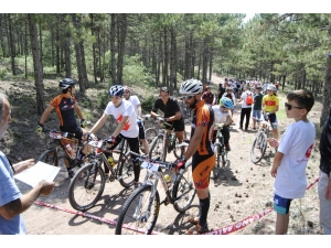 15 Temmuz Şehit Ve Gazilerini Anma, Demokrasi Dağ Bisikleti Yarışları Gerçekleşti