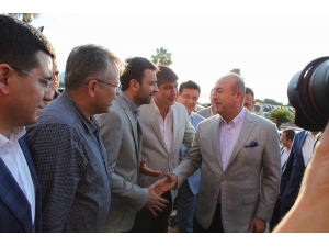 Çavuşoğlu: "Venezuela’da İki Fetö Kurumunu Kapatmak İçin Yasal Süreç Başladı"