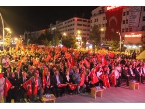 Binler 15 Temmuz Ruhunu Yaşatmak İçin Bir Araya Geldi