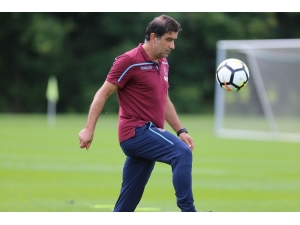 Ünal Karaman:"eldeki Mevcut Oyuncularla Beraber En İyisini Yapmaya Gayret Ediyoruz"