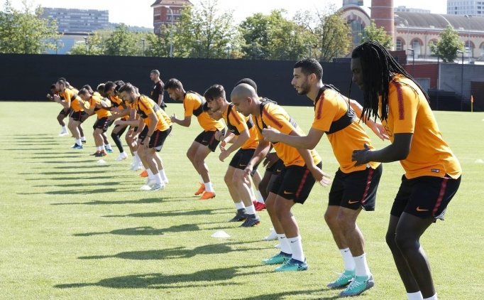 Galatasaray'da 5 Yedeğin Maliyetine 4 As