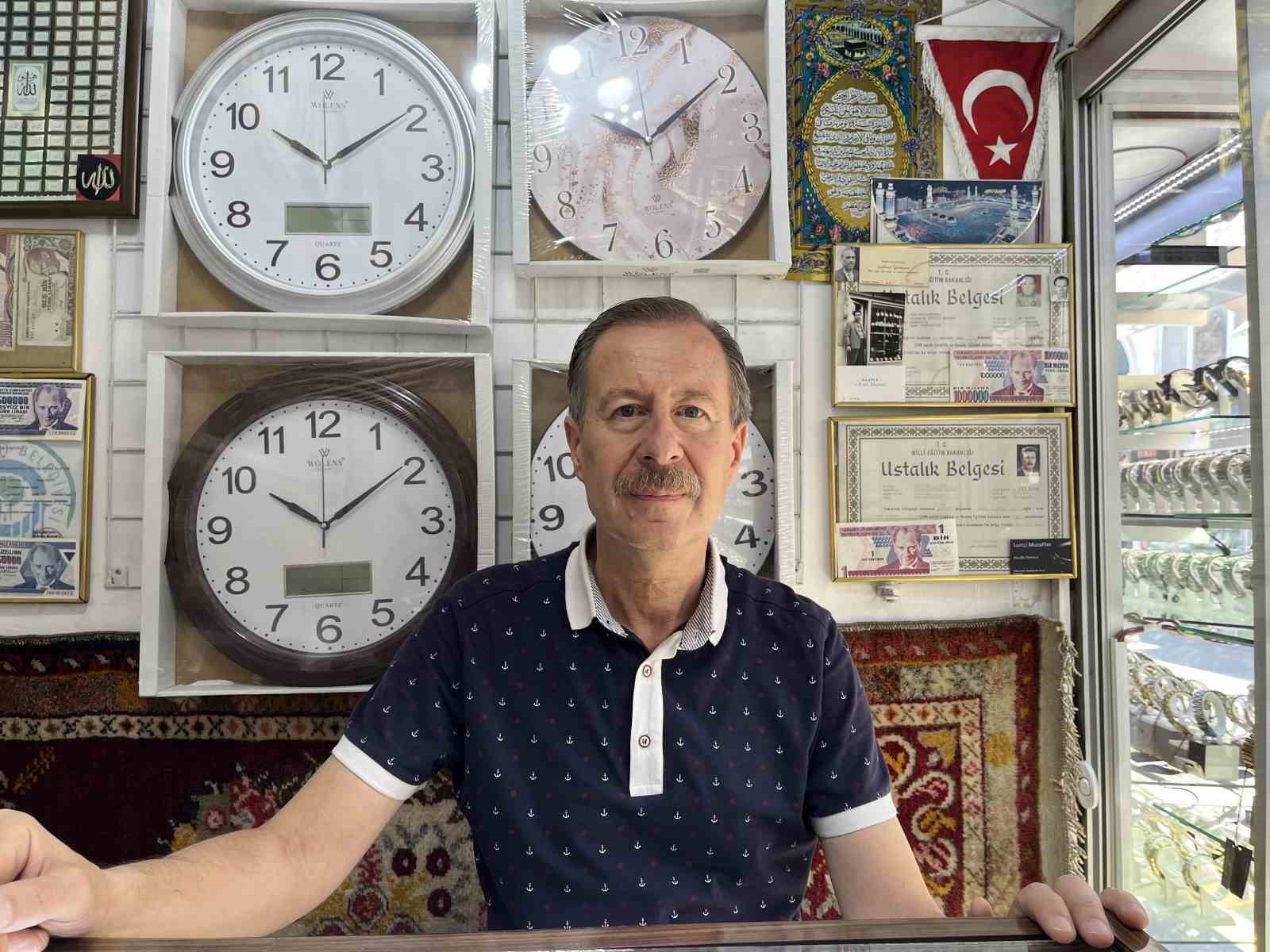 saat-tamirciligi-teknolojiye-yenik-dusuyor