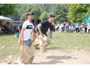 Küçükoğlu Holding Çalışanları Piknikte Stres Attı