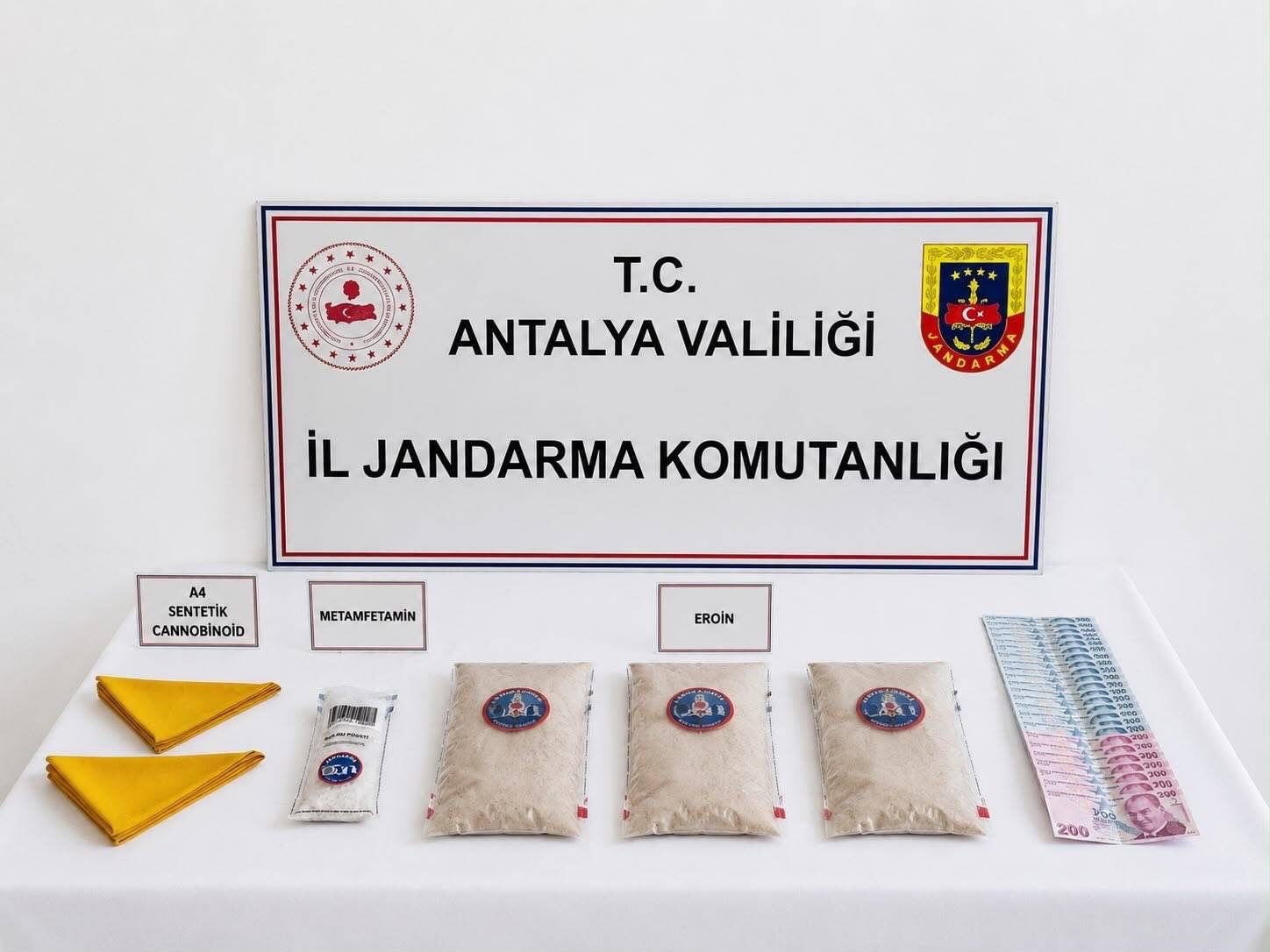 aksu-da-1-kilo-50-gram-eroin-ele-gecirildi-1-tutuklama