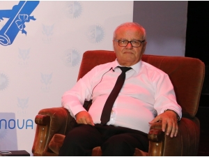 Prof. Dr. Arslan: "Üniversite Tercihi, İnsan Hayatının Dönüm Noktalarından Birisidir"