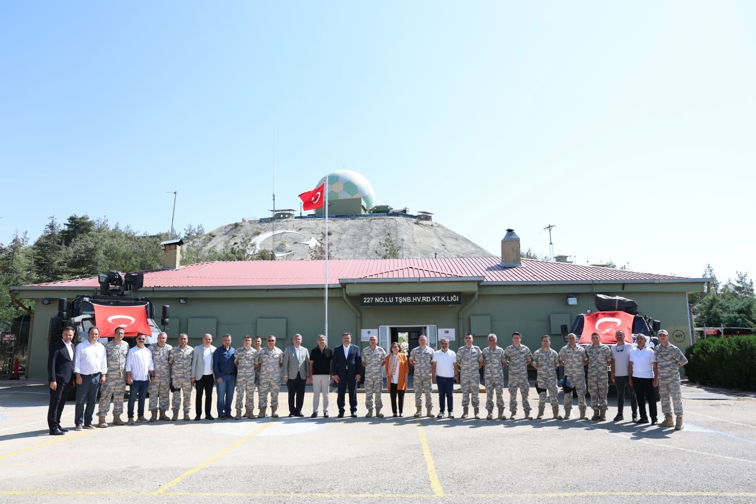 sahin-gaziantep-hava-radar-komutanligi-ni-ziyaret-etti
