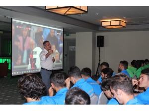 Süper Lig Kulüplerine ’Var’ Eğitimi Veriliyor