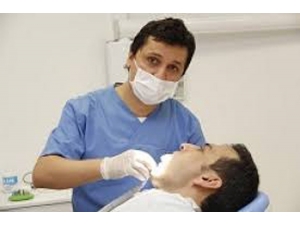 Diş Hekiminden Uyarı: “En Önemli Hastalıklar Diş Çürükleriyle Başlar”