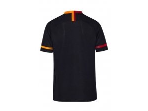 Galatasaray, Siyah Formasını Tanıttı