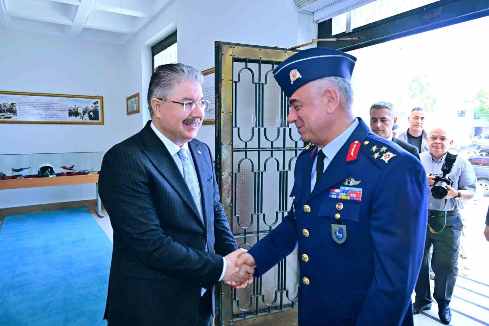 hava-korgeneral-erdogan-gur-den-vali-dr-erdinc-yilmaz-a-ziyaret