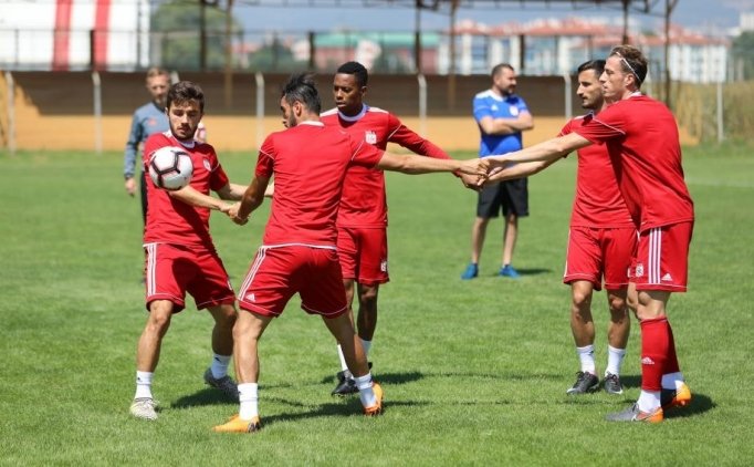Sivasspor Yeni Sezona Bolu'da Isınıyor