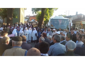 Bilecik’te 35 Kişilik Umre Kafilesi Kutsal Topraklara Uğurlandı