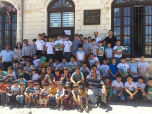 Kur’an Kursu Öğrencilerine Kütüphane Tanıtıldı