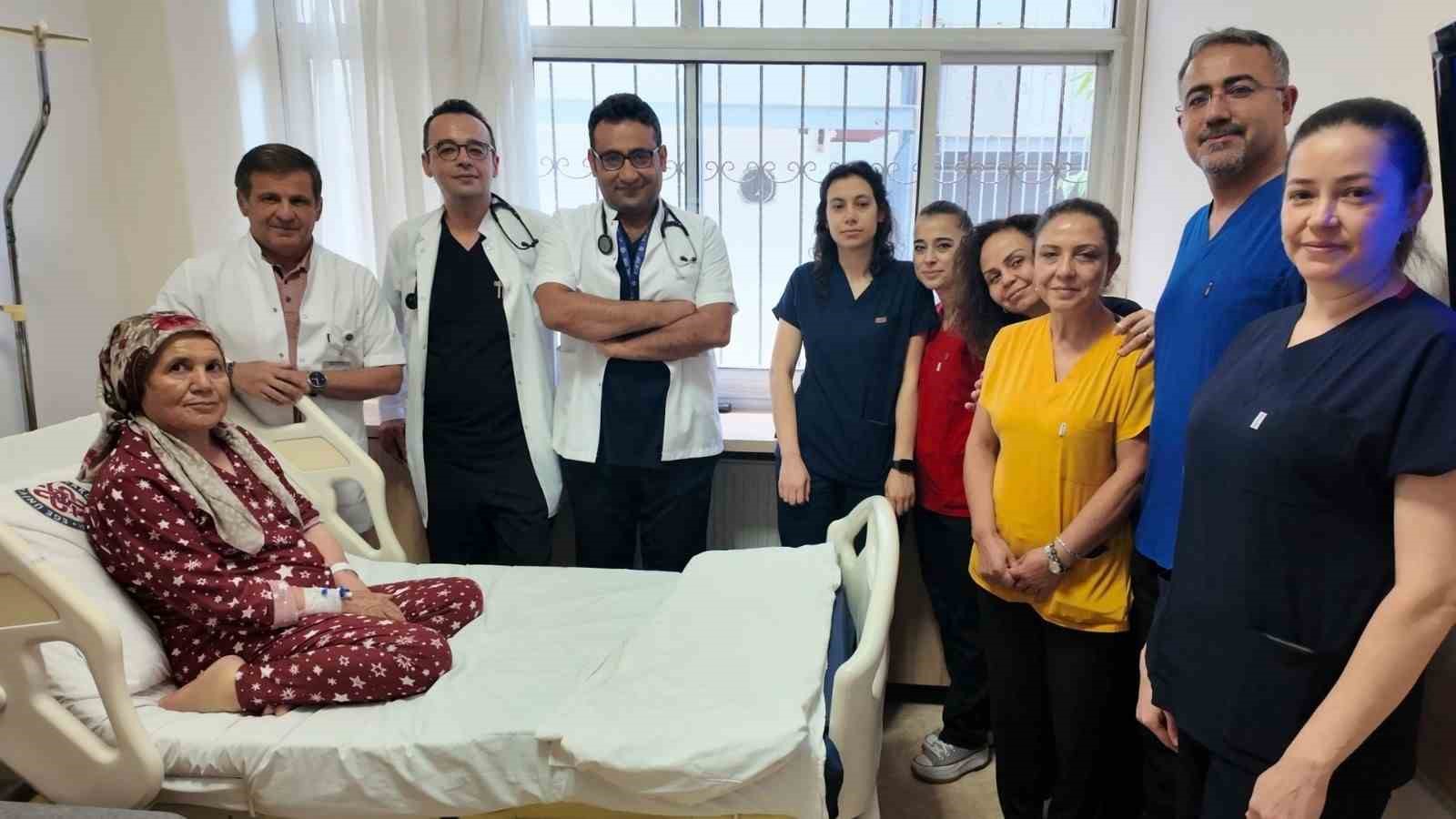 riskli-ameliyat-dunyada-ucuncu-kez-ege-universitesinde-yapildi