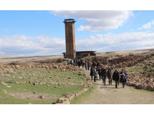 Ani Ören Yerine Yoğun İlgi