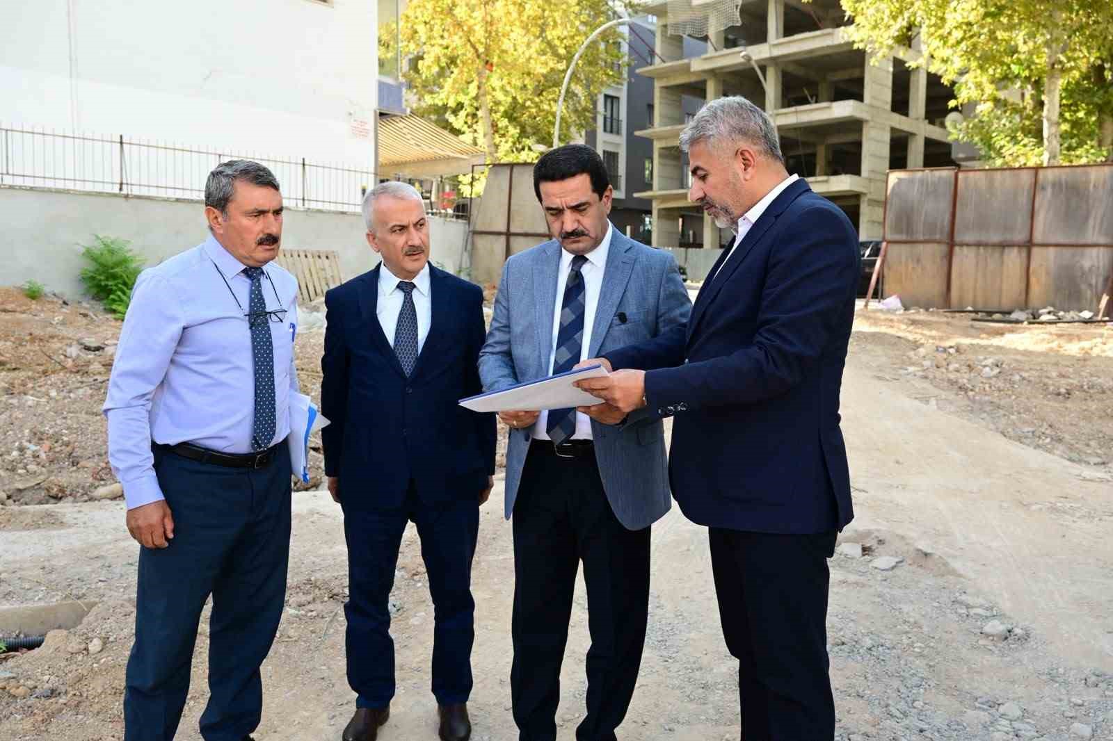 baskan-taskin-asevindeki-calismalari-inceledi