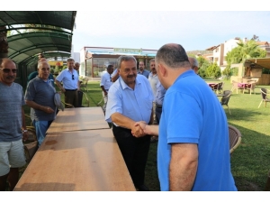 Başkan Uysal’a Derneklerden Kahvaltılı Teşekkür