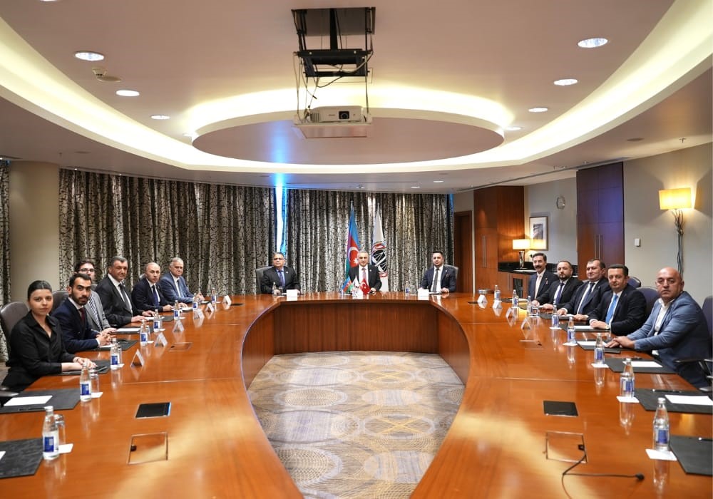 kars-barosu-ndan-azerbaycan-barolar-birligi-ne-ziyaret