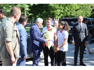 Tbmm Başkanı Yıldırım: "Meclis Tatile Giremeden Önce Önümüzdeki Hafta Yasalaştırma İmkanımız Olacak"