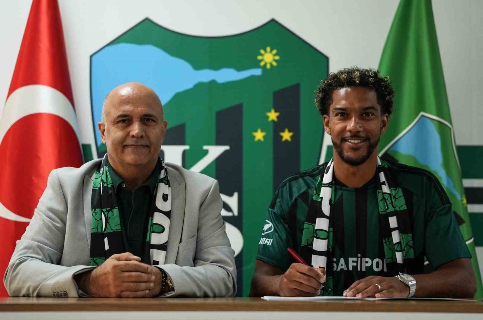 kocaelispor-florian-aye-yi-kadrosuna-katti