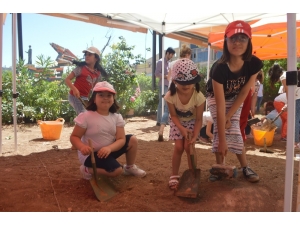 Mardin’de Çocuk Arkeologlar İş Başında