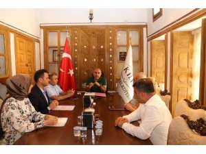 "Evde Yaşlı Bakım" Protokolü İmzalandı