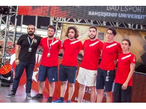 Bau Esports Hem Ülkemizi Hem De Avrupa’yı Temsil Edecek